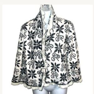 Yak Magik Silk Black and white embellished jacket size M 🔥